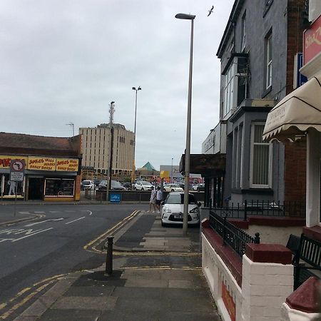 Shazron Hotel Blackpool Esterno foto